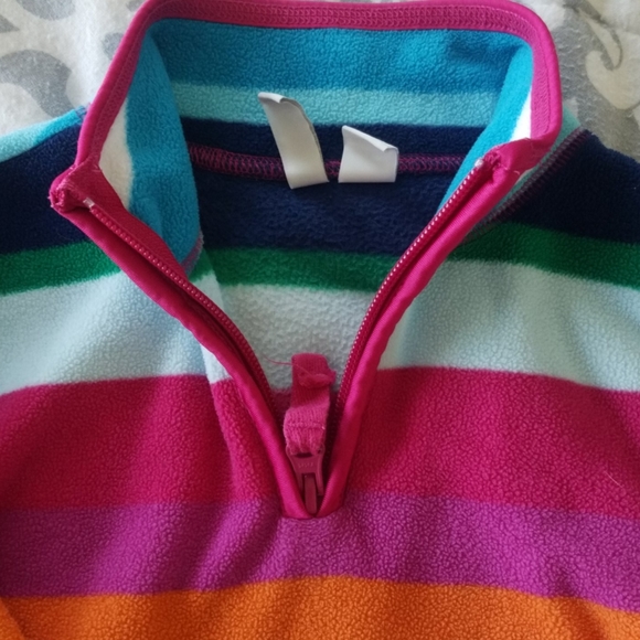 ⚡️3 for $20 Old Navy kids pull over - Picture 3 of 5